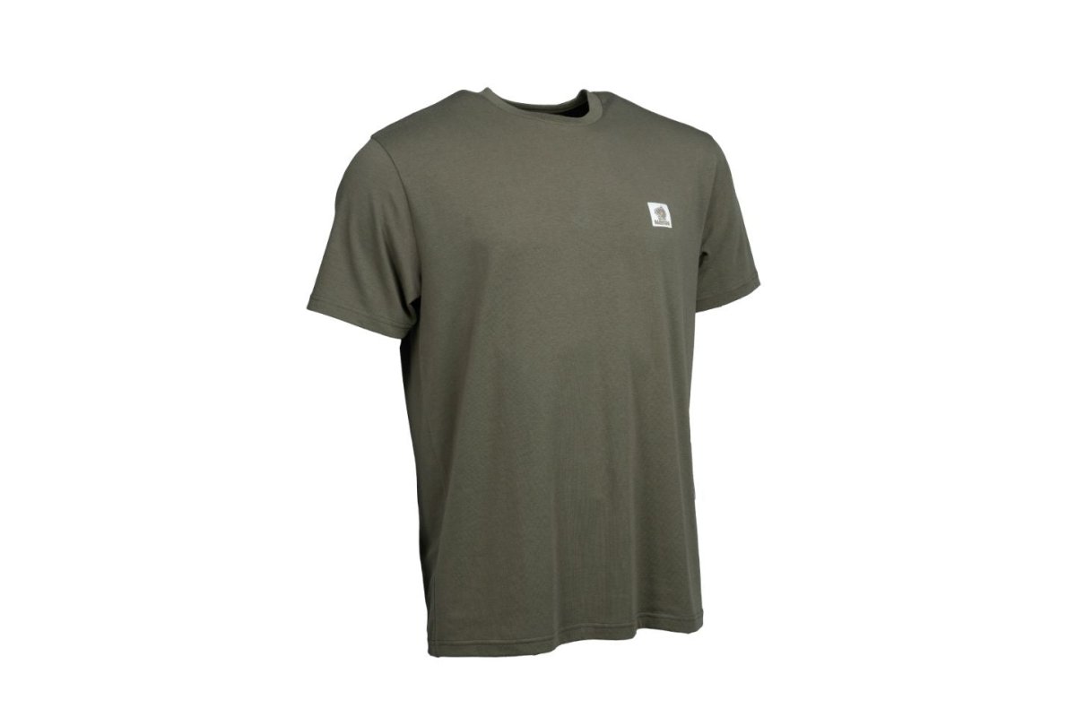 Nash Tackle Make It Happen - Badge T Shirt - Groen - KarperCentrale
